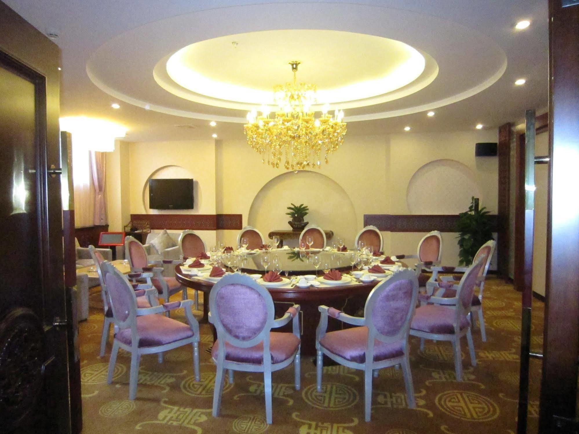 Jin Ding Hong Tai Hotel Пекин Екстериор снимка